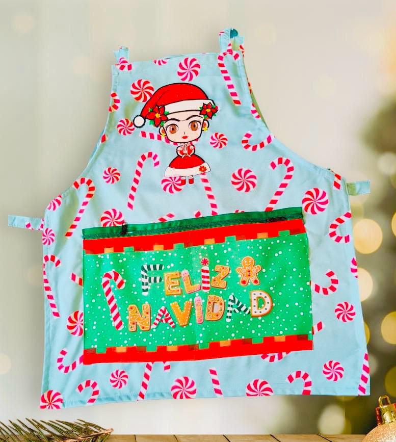 Mandil Bordado Navideño Azul | Con Bolsas y Cierres | Estampado de Muñeca