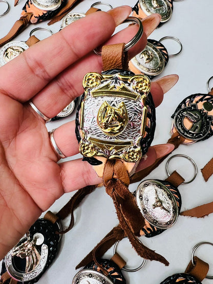 Llaveros Vaqueros Artesanales: ¡Estilo y Tradición Mexicana!